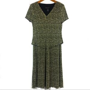 VTG Connected Apparel Dress